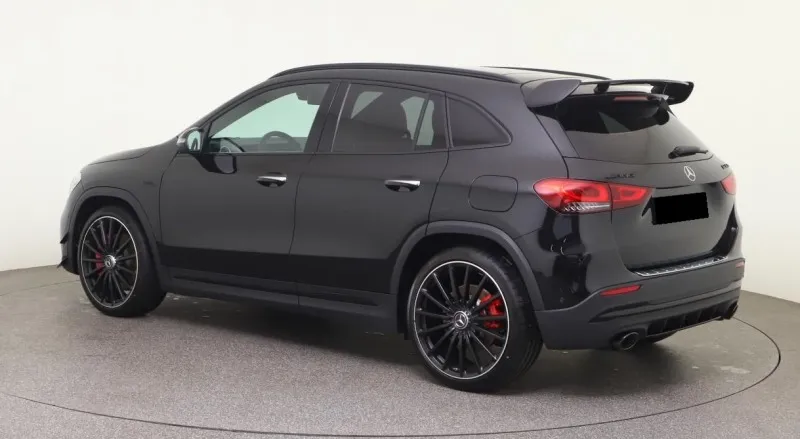 Mercedes-Benz GLA 35 AMG 4Matic =NEW=Carbon/Panorama Гаранция Image 3