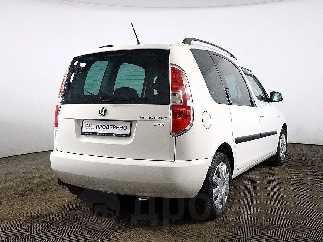 Skoda Roomster 1.6 MT Ambition Image 6