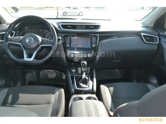 Nissan Qashqai 1.6 dCi Tekna Image 6